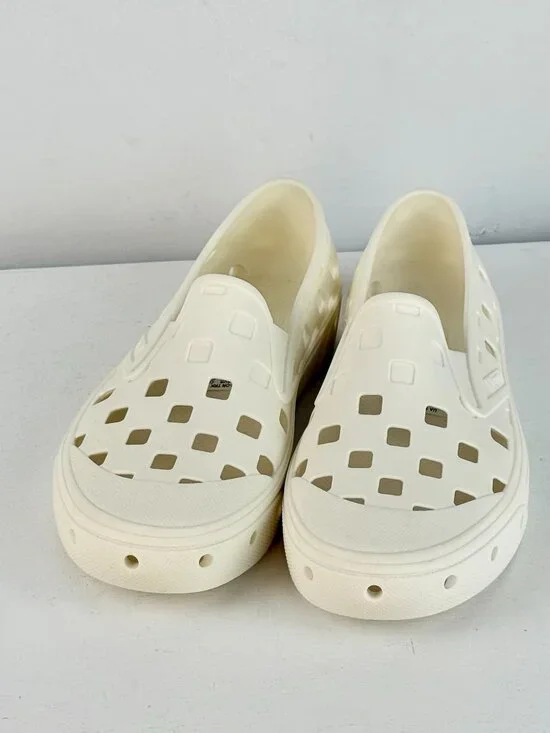 Women's 6.5, Men's 5 - Vans Slip-On Mule TRK Water Shoes - Marshmallow - Picture 4 of 9